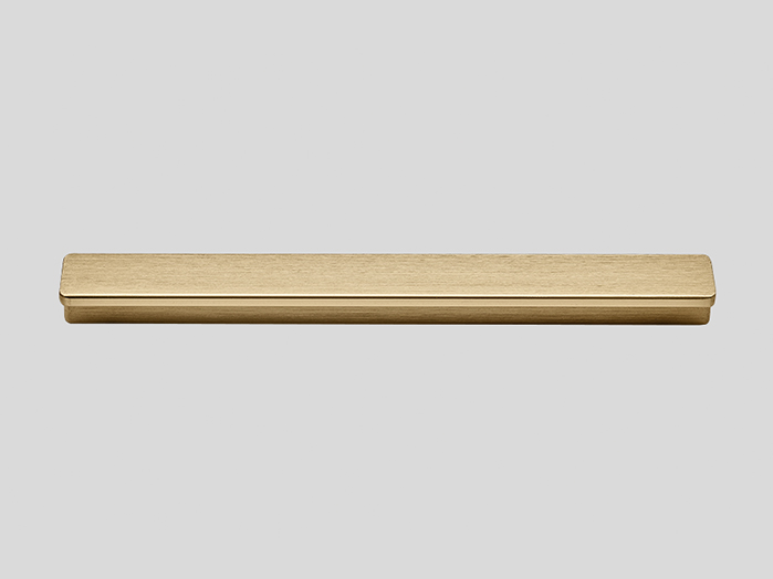 Metal handle, Gold coloured